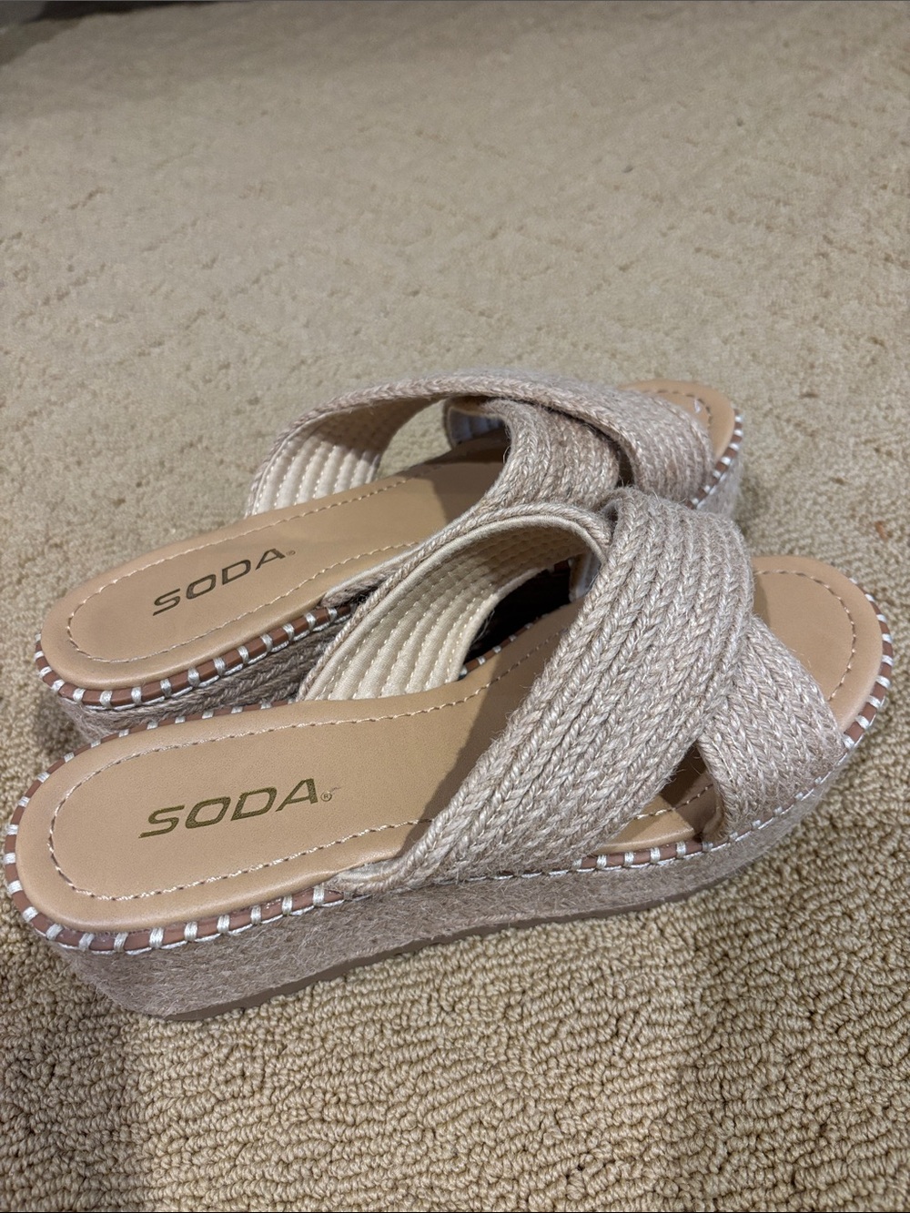 Soda Natural Platform Slide Size 8